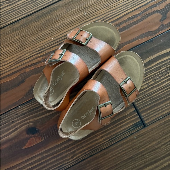 Cat & Jack Brown Kids Sandals - Picture 1 of 7